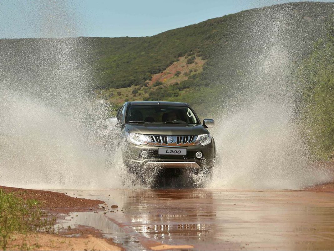 Kapak Mitsubishi L200