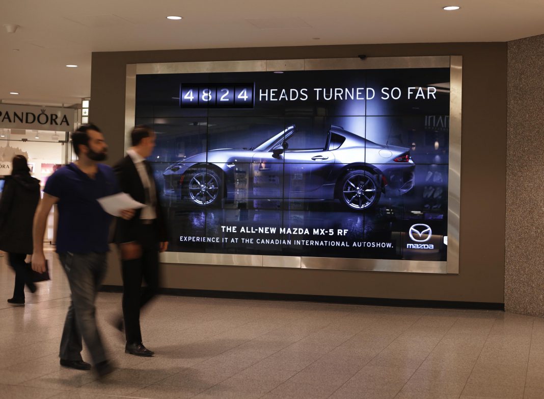 mazda dönüp bakarlar Türkiye’de Otomobil Üreticileri Nerelere Reklam Veriyor