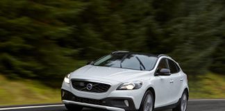 Volvo V40 Cross Country Aileler İçin Uygun mu ?