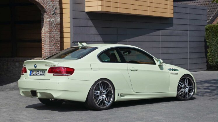 V10 motorlu BMW E92