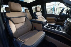 2023 Ford Super Duty iç mekan