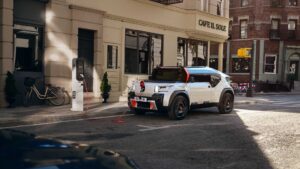 Citroen Oli yandan görünüm