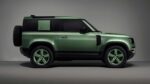 Land Rover Defender 75. yıl versiyonu yandan görünüm