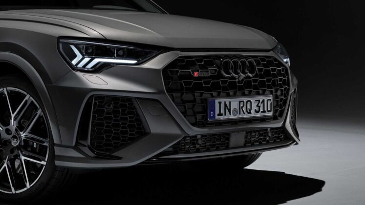 Audi RS Q3 10. Yıl &Ouml;zel Versiyonu &ouml;n tampon