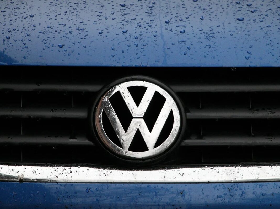VW logo