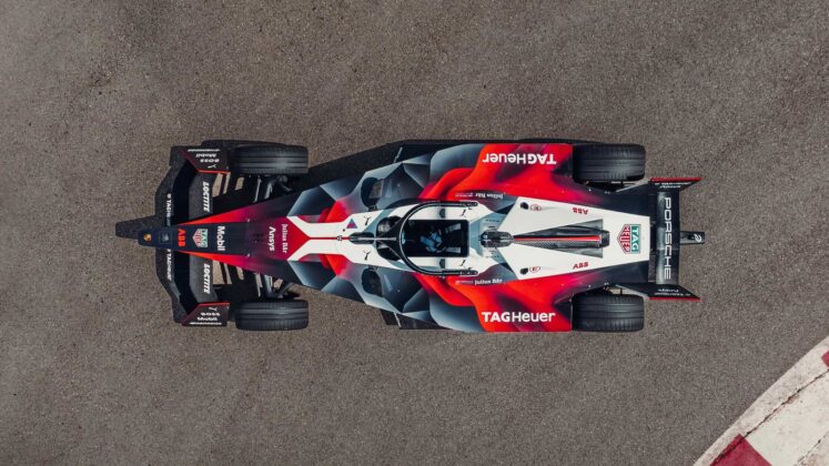 Porsche 99X Gen3 Formula E aracı &uuml;stten g&ouml;r&uuml;n&uuml;m