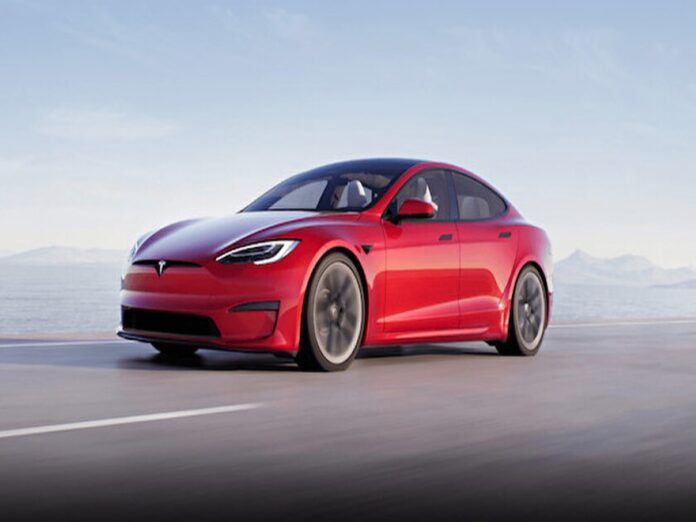 Tesla 321 Bin Otomobilini Geri Çağırıyor