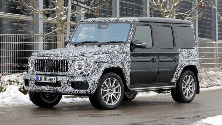 2023 Mercedes G-Seris &ouml;nden g&ouml;r&uuml;n&uuml;m