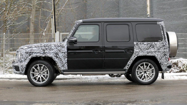2023 Mercedes G-Seris yandan g&ouml;r&uuml;n&uuml;m