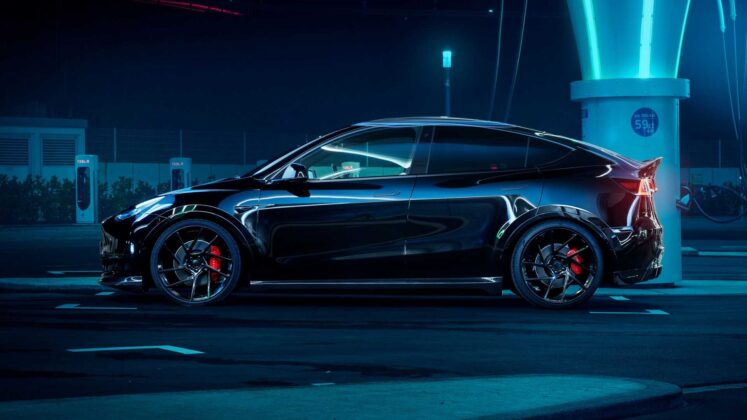 Model Y yandan g&ouml;r&uuml;n&uuml;m