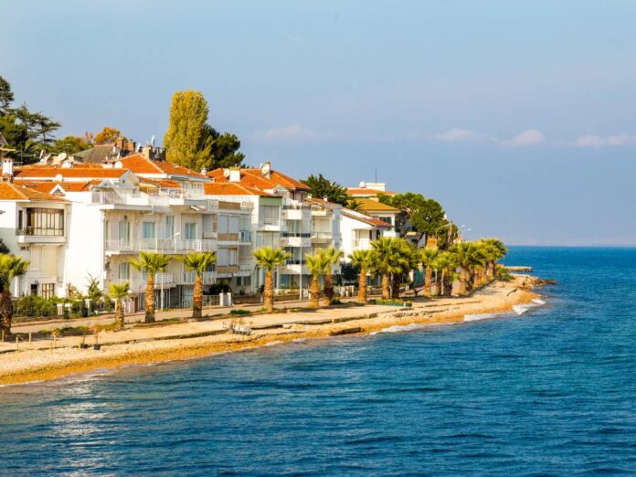kınalıada